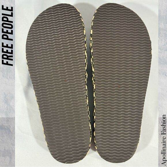 FREE PEOPLE CARAVELLE PLATFORM SLIDE SANDALS IN BLACK SIZE 39 NEW - Picture 4 of 4